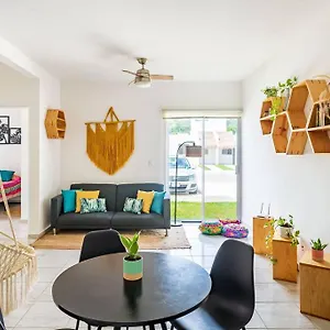 Apartamento Lovely Cozy W/pool 2 Bedrooms. Great Location!, Puerto Morelos